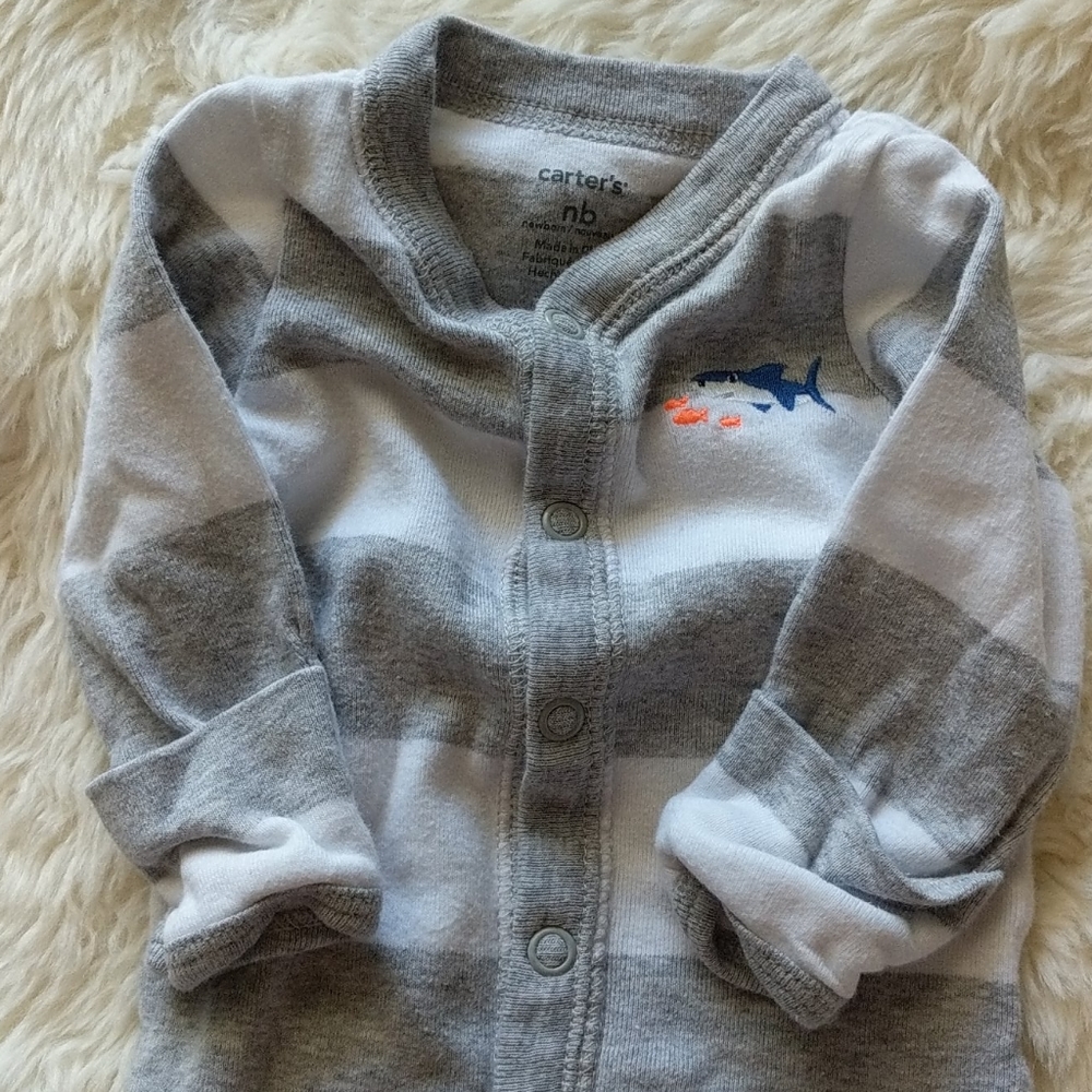 Carter's NB Bundle - Picture 4 of 5